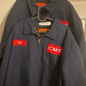 men’s xl mechanics work jackets, cintas brand.